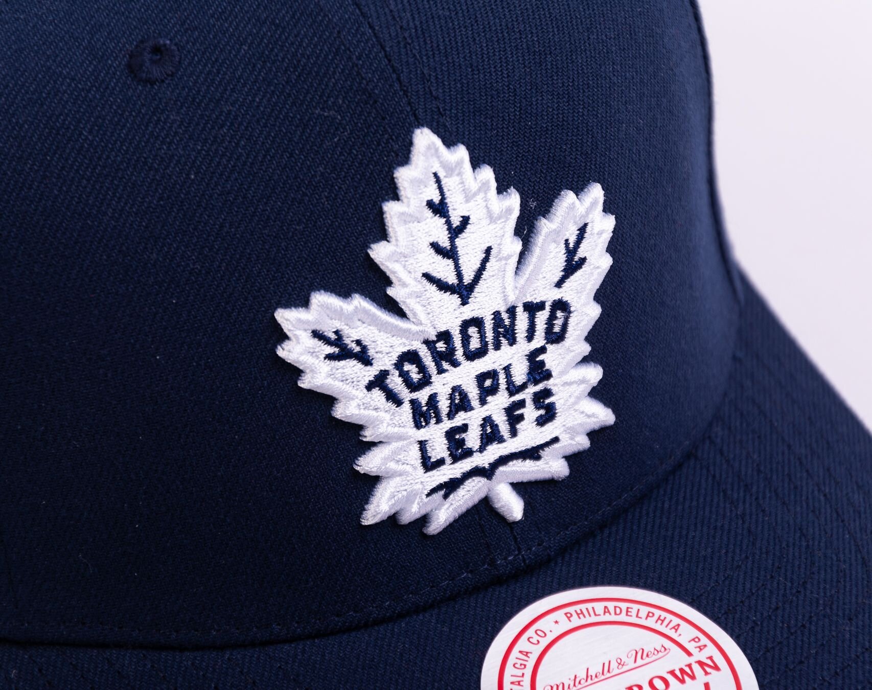 Men's Mitchell & Ness Toronto Maple Leafs Team Ground 2.0