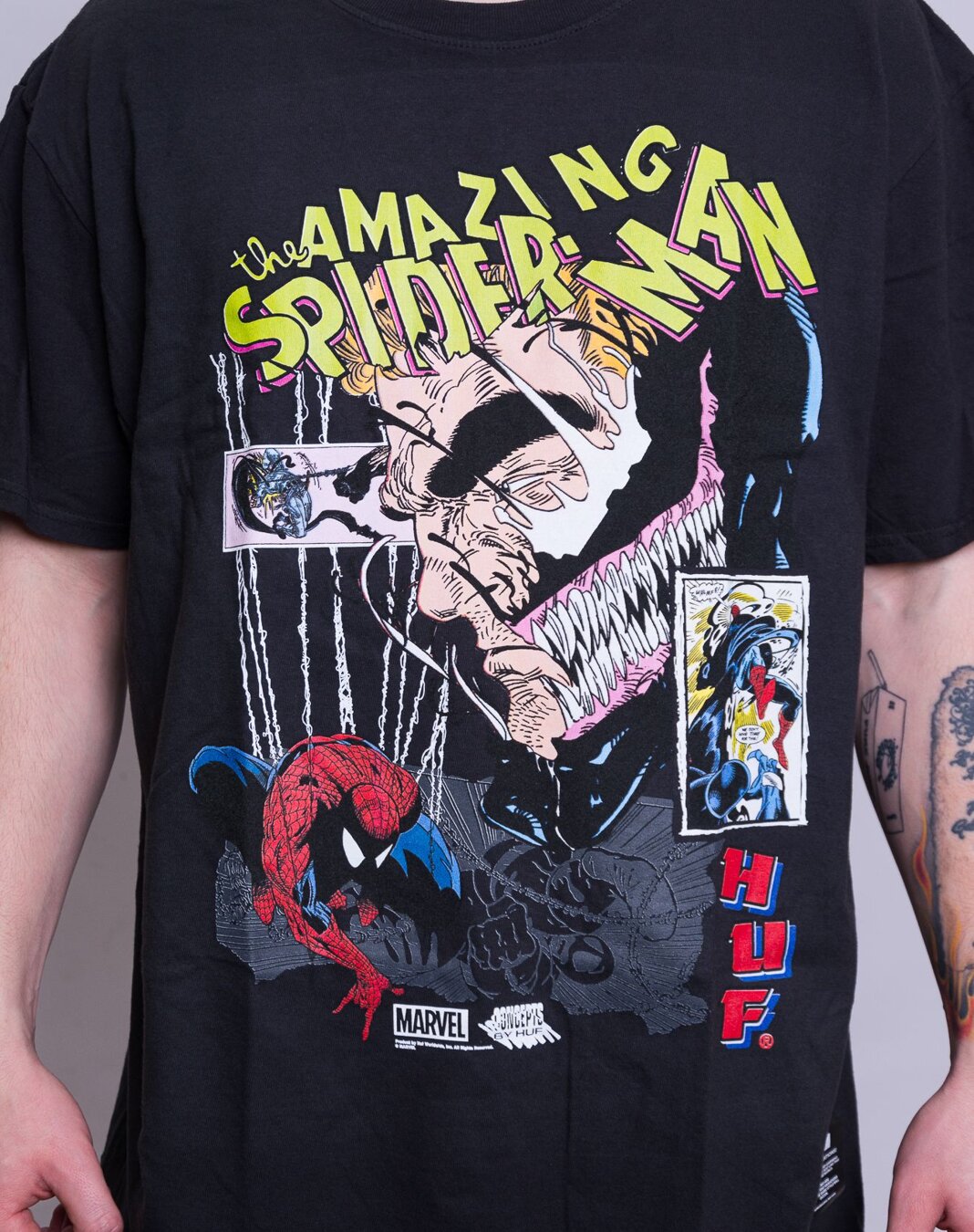 HUF x Spider-Man Brock Washed T-Shirt washed black Tee - Snapbacks