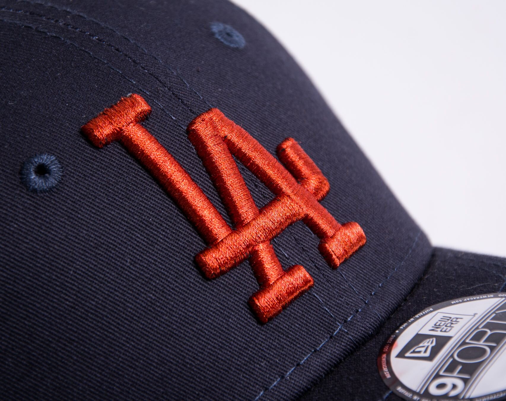 New Era League Essential 9Forty Los Angeles Dodgers Cap (borwn)