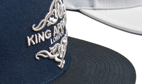 Strapback Regal Navy
http://www.snapbacks.cz/6738