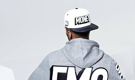 Snapback a Mikina ze setu Mo Money
http://www.snapbacks.cz/?s=mo+money