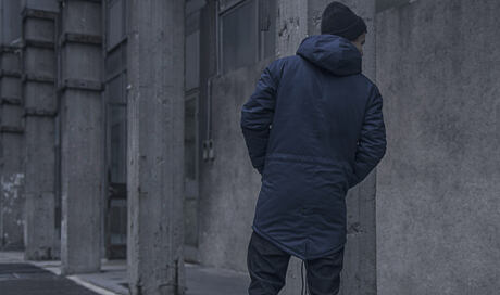 BYC Long Parka Navy
http://www.snapbacks.cz/12814-bunda-backyard-cartel-parka-long-navy/