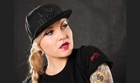 Snapback DGK Haters Black Out
http://www.snapbacks.cz/3880

Triko SSUR Khokhloma Controlled Substance
http://www.snapbacks.cz/3163