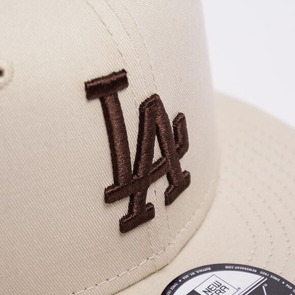 Kšiltovka New Era 9FIFTY MLB League Essential Los Angeles Dodgers Stone / Dark Brown