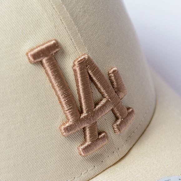 Dámská kšiltovka New Era - 9FORTY League Essential - LA Dodgers - Beige / Camel