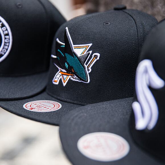 Kšiltovka Mitchell & Ness - Evergreen Black White Snapback - Seattle Kraken - Black