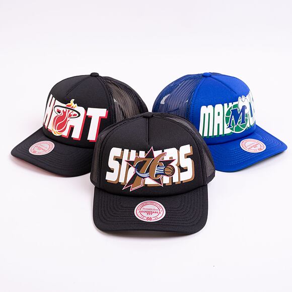 Kšiltovka Mitchell & Ness NBA Billboard Trucker Snapback Hwc Philadelphia 76Ers Black