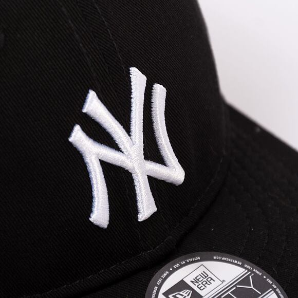 New Era 9FORTY Kids MLB League Essential infant New York Yankees Black / White