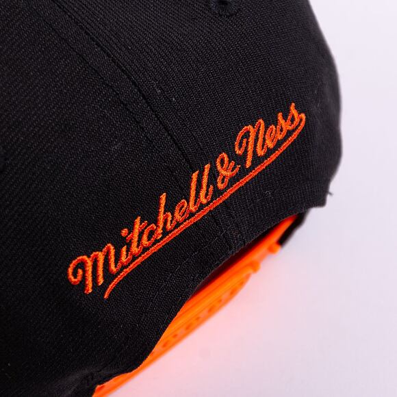 Kšiltovka Mitchell & Ness NHL Team 2 Tone 2.0 Snapback Anaheim Ducks Black / Orange