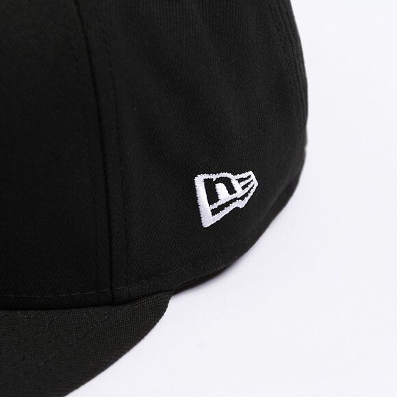 Kšiltovka New Era - 59FIFTY Essential Plain Fitted - Black