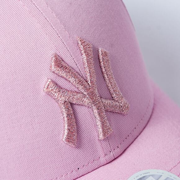 Dámská kšiltovka New Era - 9FORTY Metallic Logo - NY Yankees - Pastel Pink