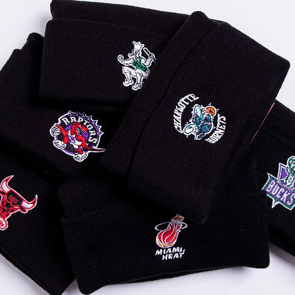 Mitchell & Ness Boston Celtics HWC Team Logo Cuff Knit Black Winter Beanie