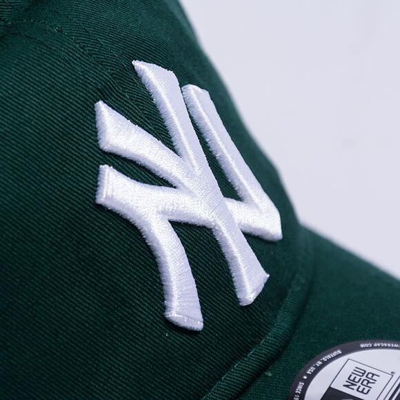 Kšiltovka New Era - 9TWENTY League Essential - NY Yankees - Dark Green / White