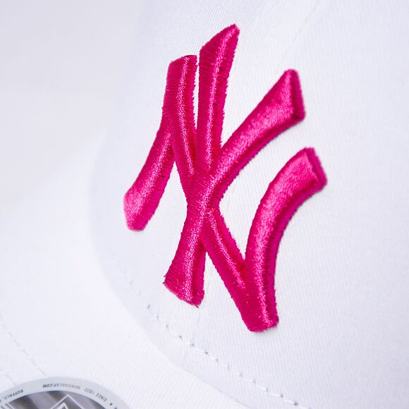 Dámská kšiltovka New Era 9FORTY Womens MLB League Essential New York Yankees - White / Blush Pink