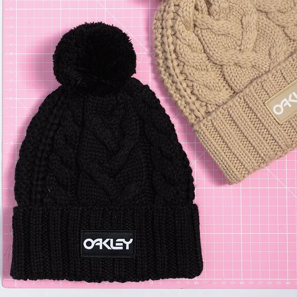 Kulich Oakley Harper Pom Beanie