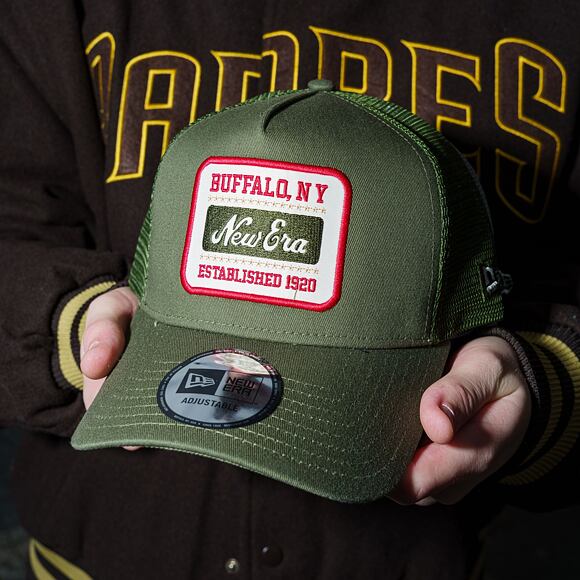 Kšiltovka New Era - Patch 9FORTY Trucker - New Olive