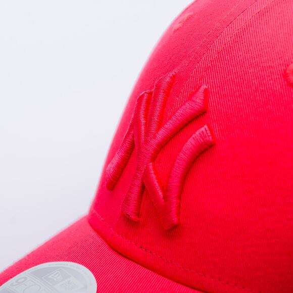 Dámská Kšiltovka New Era - MLB Essential 9FORTY - NY Yankees - Energy Red