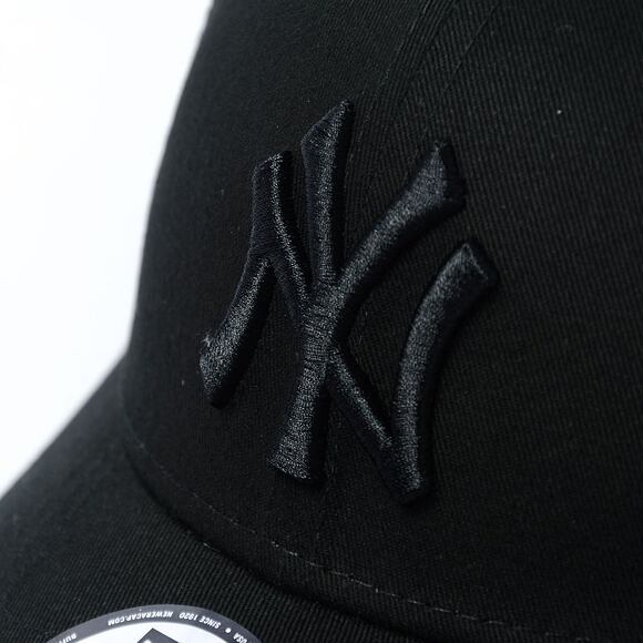 Kšiltovka New Era - 9FORTY Home Field Trucker - NY Yankees - Black