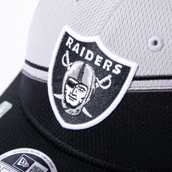 Kšiltovka New Era 9FORTY Stretch-Snap NFL Sideline 23 Las Vegas Raiders Team Colors