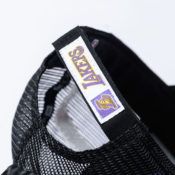 Kšiltovka New Era - 9FORTY Home Field Trucker - LA Lakers - Black