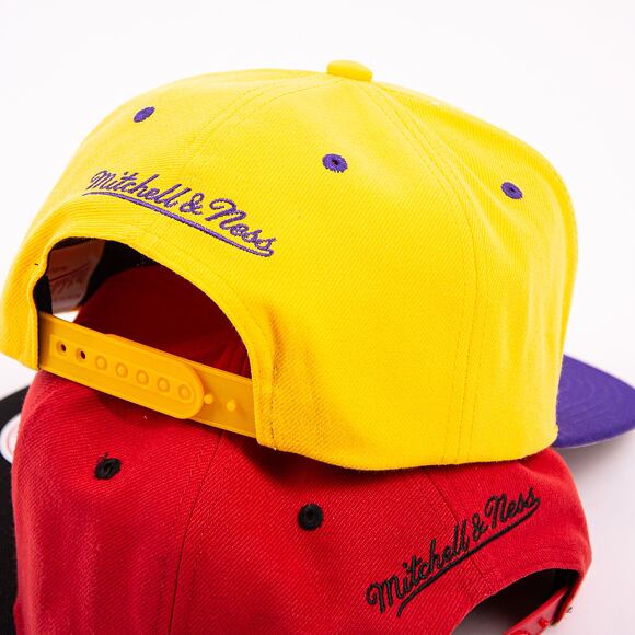 Kšiltovka Mitchell & Ness NBA Breakthrough Snapback Hwc Miami Heat Red