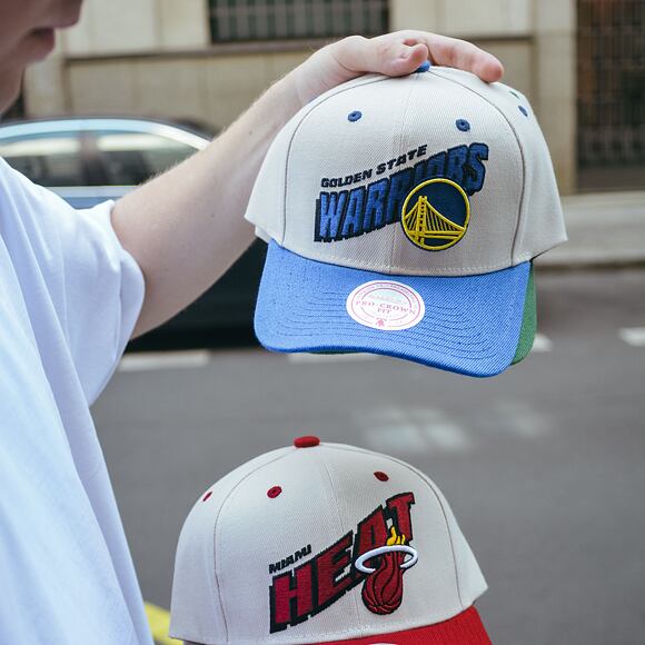 Kšiltovka NBA Retro Type Pro Snapback Golden State Warriors Off White