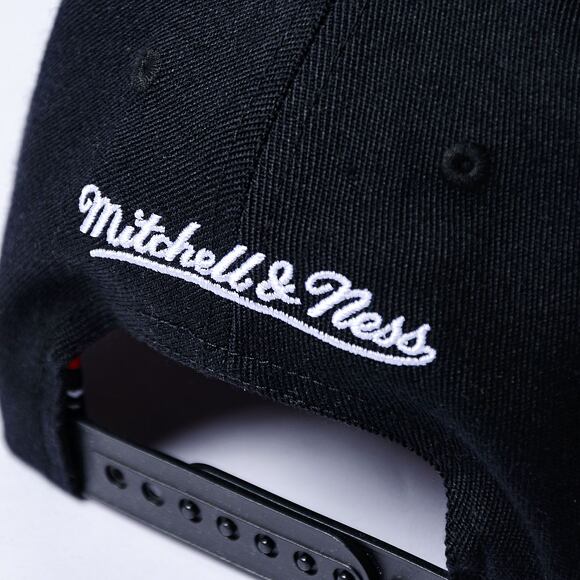 Kšiltovka Mitchell & Ness Branded Classic Mark Stretch Snapback Black