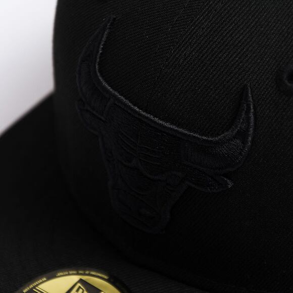 Kšiltovka New Era - 59FIFTY Essential - Chicago Bulls - Black