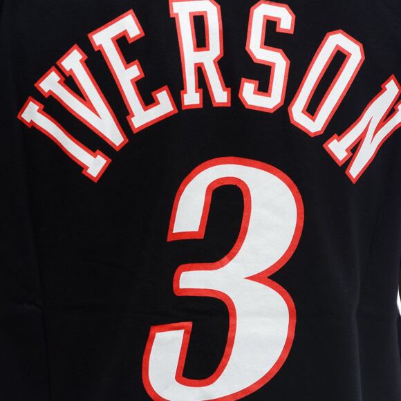 Mitchell & Ness Name & Number tee Philadelphia 76Ers Allen Iverson Black