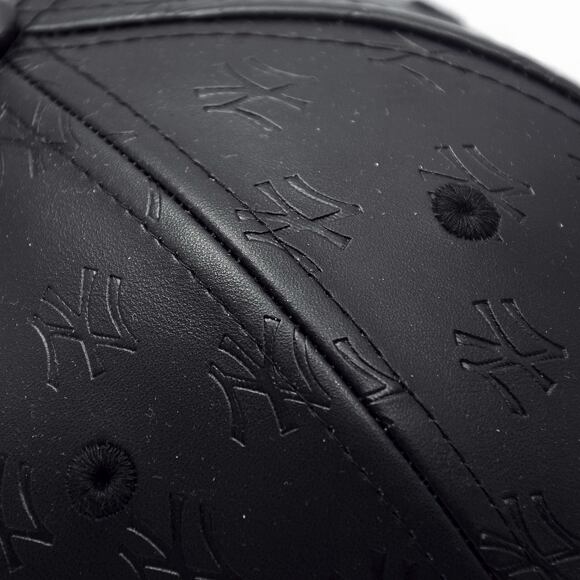 Kšiltovka New Era - 9FORTY Faux Leather Monogram - NY Yankees - Black