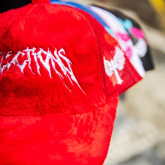 Kšiltovka Reflection Luxury Fuzzy Trucker Supreme Red