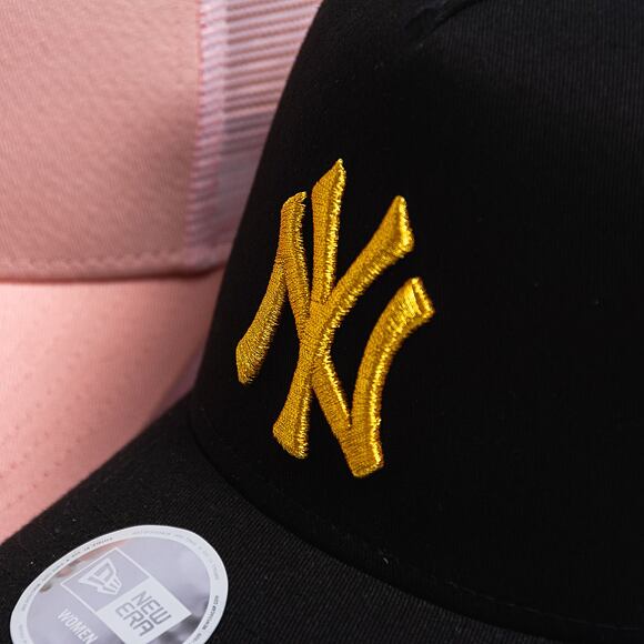 Dámská kšiltovka New Era 9FORTY Womens A-Frame Trucker MLB Metallic Trucker New York Yankees - Black