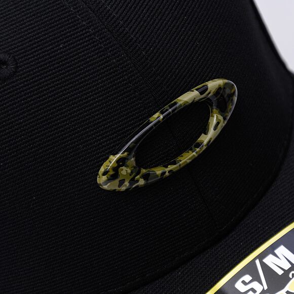 Kšiltovka Oakley - Tincan Cap - Black/Tiger MNTN Camo