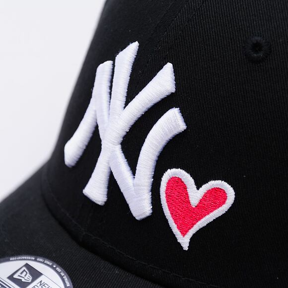 Dětská Kšiltovka New Era - MLB Heart 9FORTY - NY Yankees - Black / White