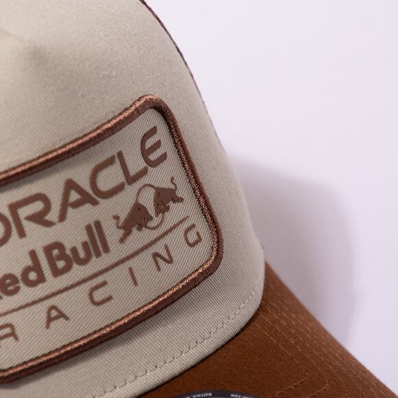 Kšiltovka New Era 9FORTY A-Frame Trucker Seasonal Patch Red Bull F1 - Walnut / Stone