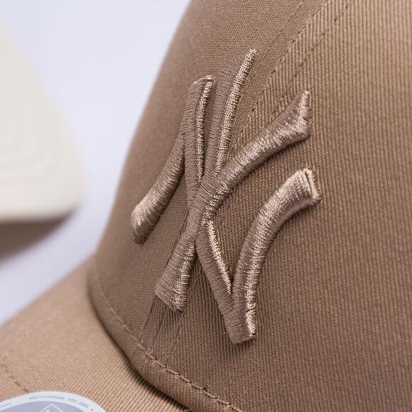 Dámská kšiltovka New Era - 9FORTY League Essential - NY Yankees - Camel / Camel