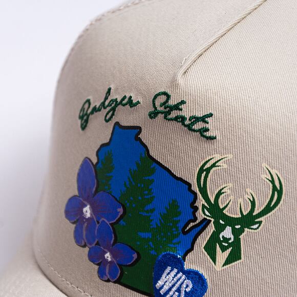 Kšiltovka New Era 9FORTY A-Frame Trucker NBA Milwaukee Bucks - Stone