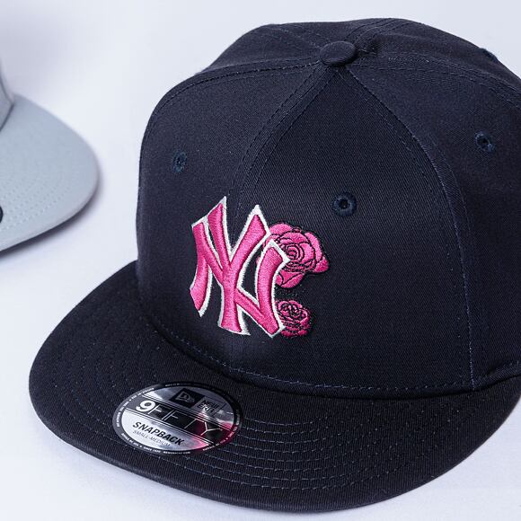 Kšiltovka New Era - 9FIFTY Seasonal Flower - NY Yankees - Navy