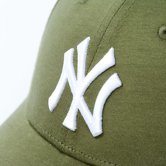 Kšiltovka New Era - 9FORTY Jersey Essential - NY Yankees - New Olive / White