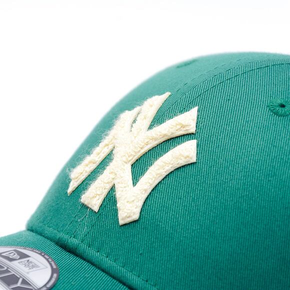 Dětská Kšiltovka New Era - 9FORTY Kids MLB Boucle - NY Yankees - EMG / Cream