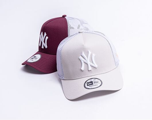 New Era 9FORTY Trucker MLB League Essential New York Yankees Satin / White Cap