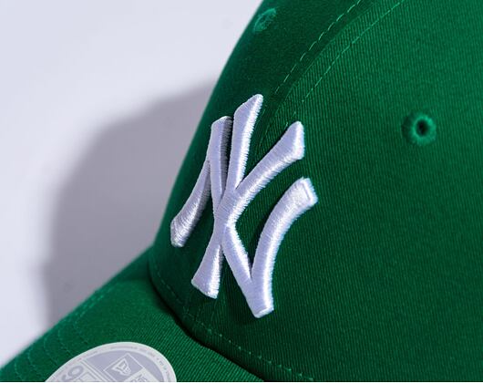 Dámská kšiltovka New Era - 9FORTY League Essential - NY Yankees - Kelly Green / White