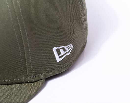 Kšiltovka New Era - 59FIFTY League Essential - NY Yankees - New Olive / White