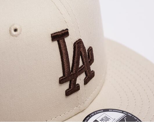 Kšiltovka New Era 9FIFTY MLB League Essential Los Angeles Dodgers Stone / Dark Brown