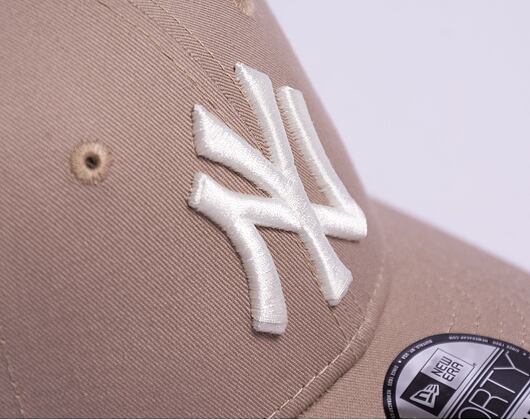 Dětská kšiltovka New Era 9FORTY Kids MLB League Essential New York Yankees Ash Brown / Off White