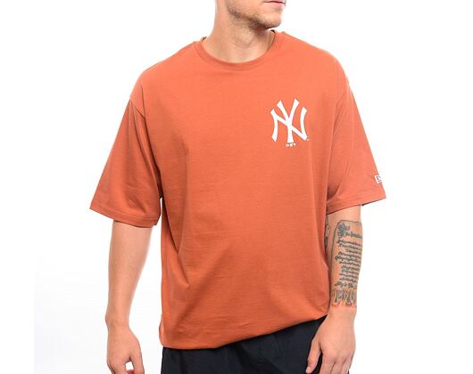 Triko New Era MLB World Series Oversized Tee New York Yankees - Terracotta / Dark Green