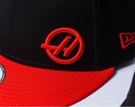 Kšiltovka New Era - 9FIFTY HAAS F1 - Black / Scarlet