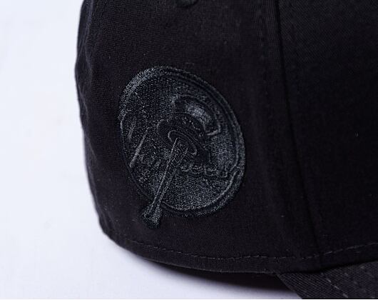 Kšiltovka New Era - 39THIRTY Monochrome - NY Yankees - Black