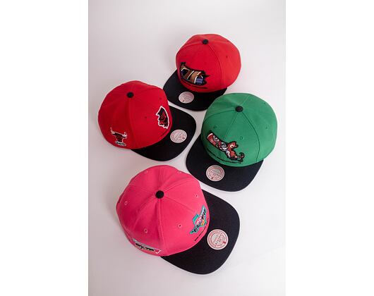 Mitchell & Ness Philadelphia 76ers Team Insider Snapback HWC Red / Black Cap