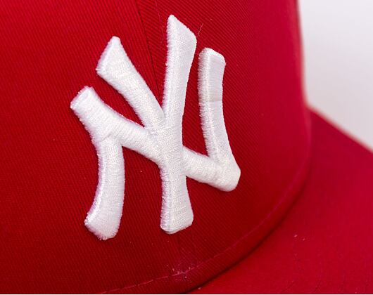 New Era 9FIFTY MLB Color New York Yankees Snapback Scarlet/Optic White Cap